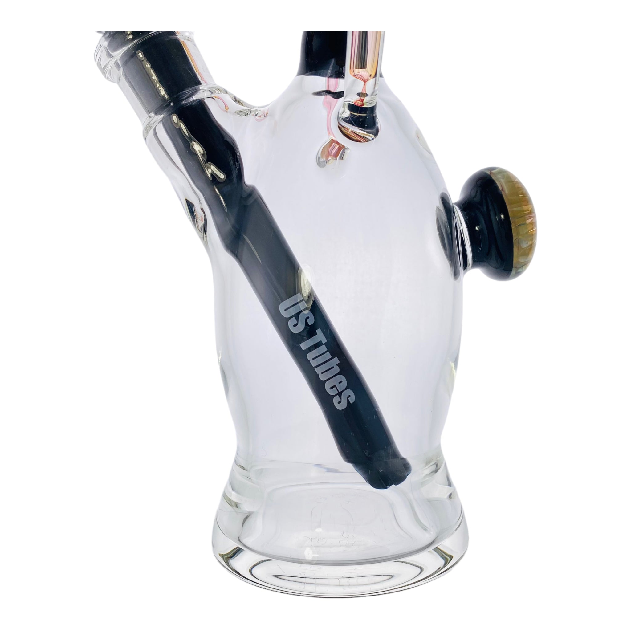 This 14-inch black and gold fume bong is a collaboration between Seth B Glass and US Tubes, combining superior craftsmanship with a stunning aesthetic. Fumed with real gold and featuring black US Tubes downstem