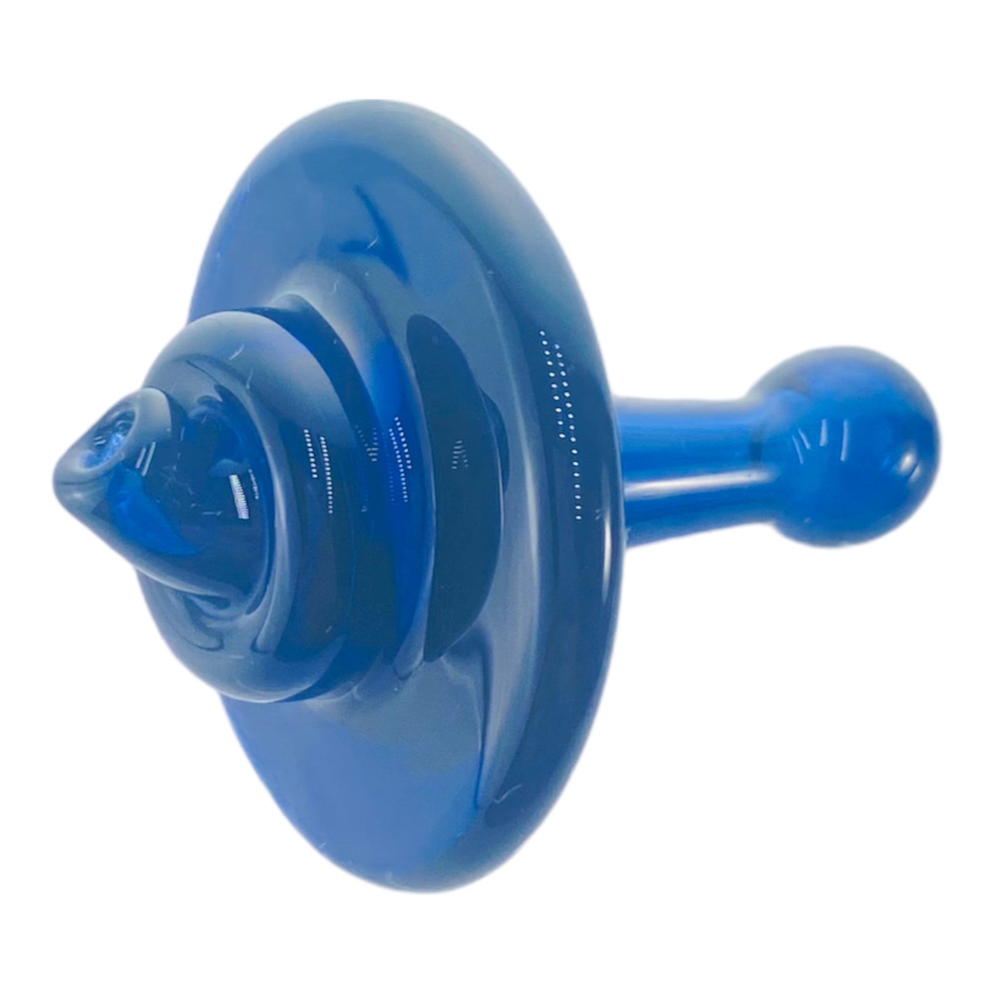 The William B Glass Space Fume Air Spinner Glass Carb Cab is a dependable carb cap with an expertly crafted bent air outlet that moves the air inside for optimal diffusion. Made by the renowned glass artisan William B Glass, this carb cab offers precision craftsmanship and a functional design.