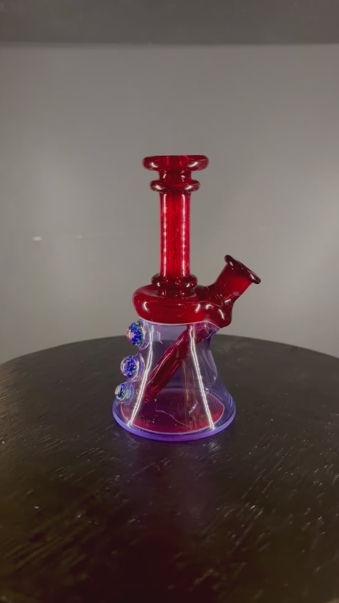 viedo of heady glass dab rig by desstrukt glass american made glass for sale