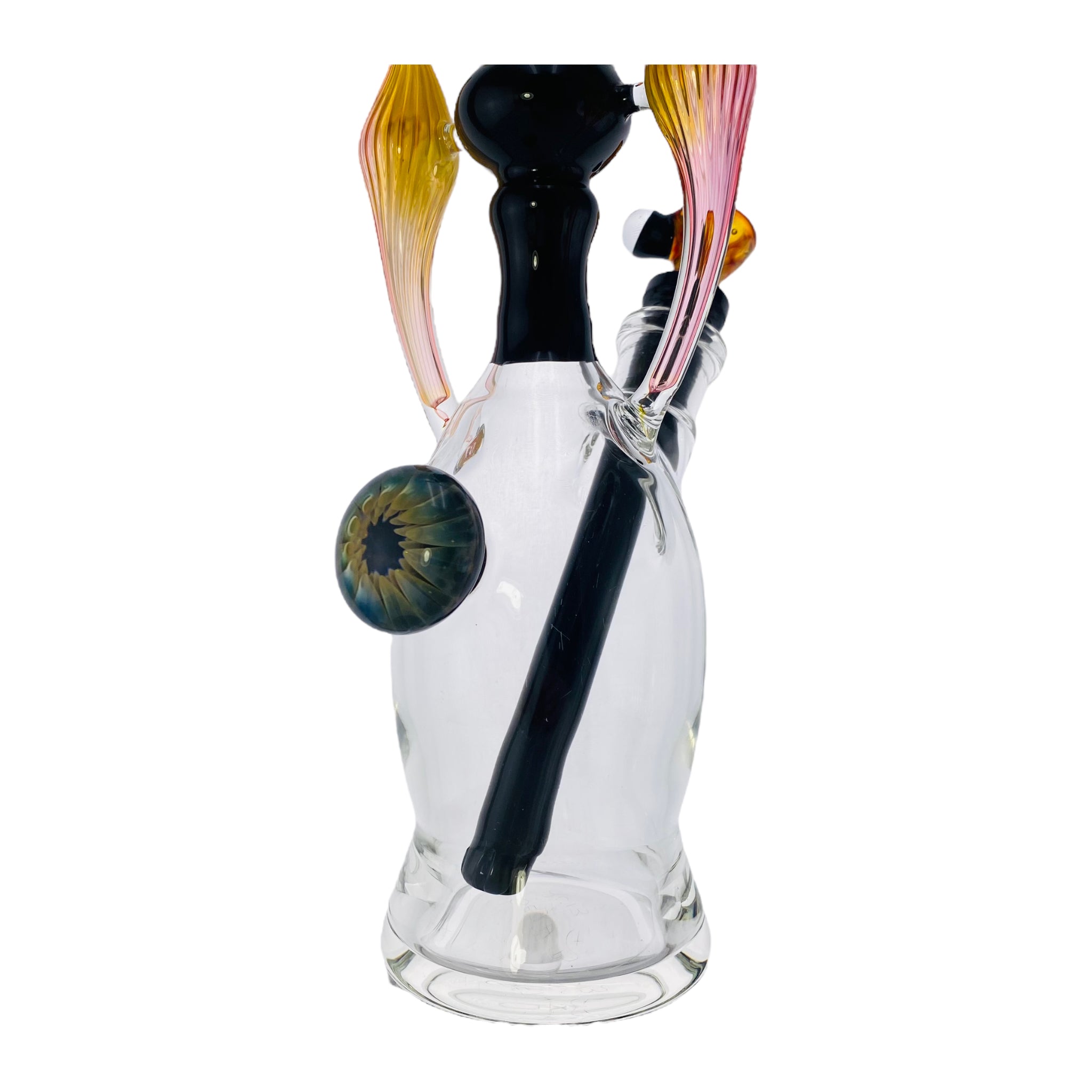 This 14-inch black and gold fume bong is a collaboration between Seth B Glass and US Tubes, combining superior craftsmanship with a stunning aesthetic. Fumed with real gold and featuring black US Tubes downstem
